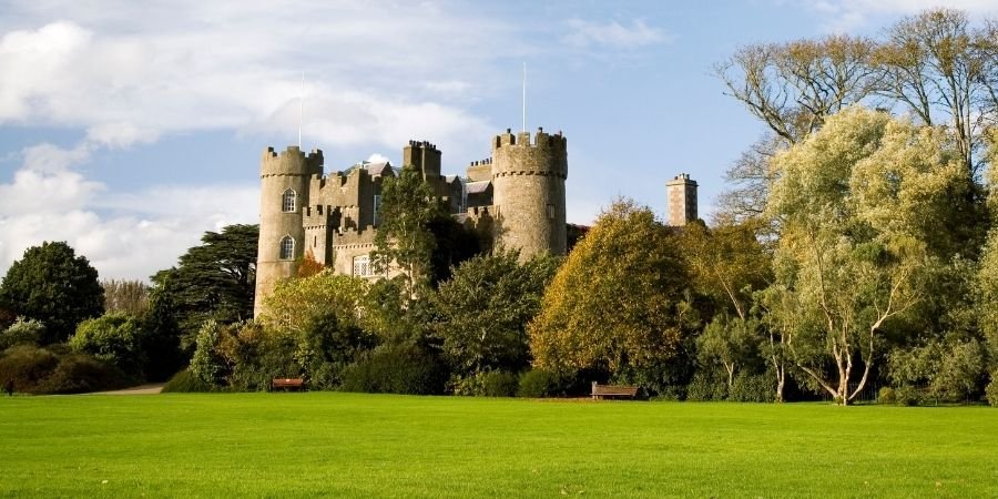 Pueblos Que Ver en Irlanda castillo en Dublin